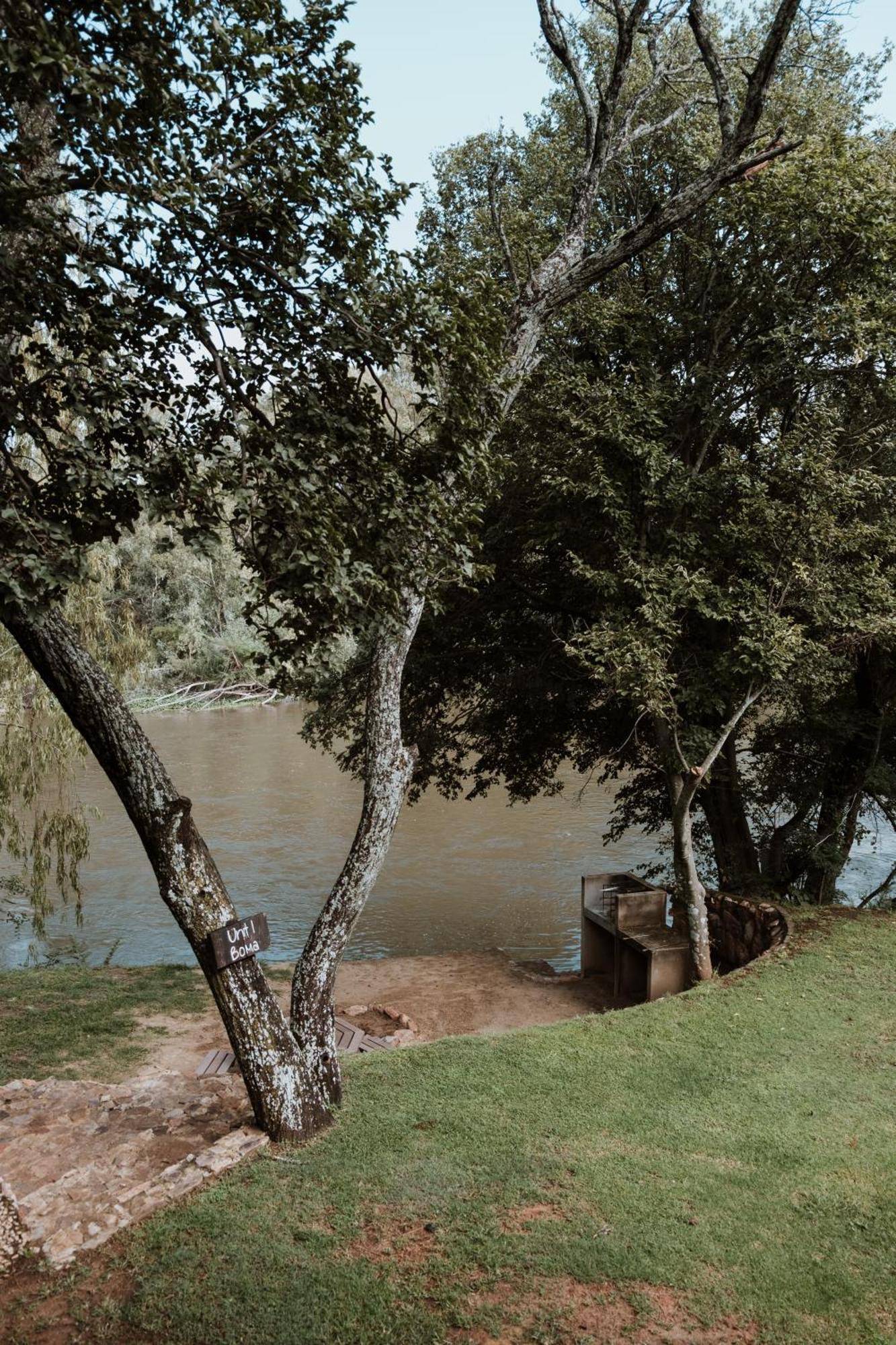 Breathe River Retreat Parys Exterior foto